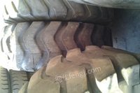 大量出售各种型号铲车轮胎