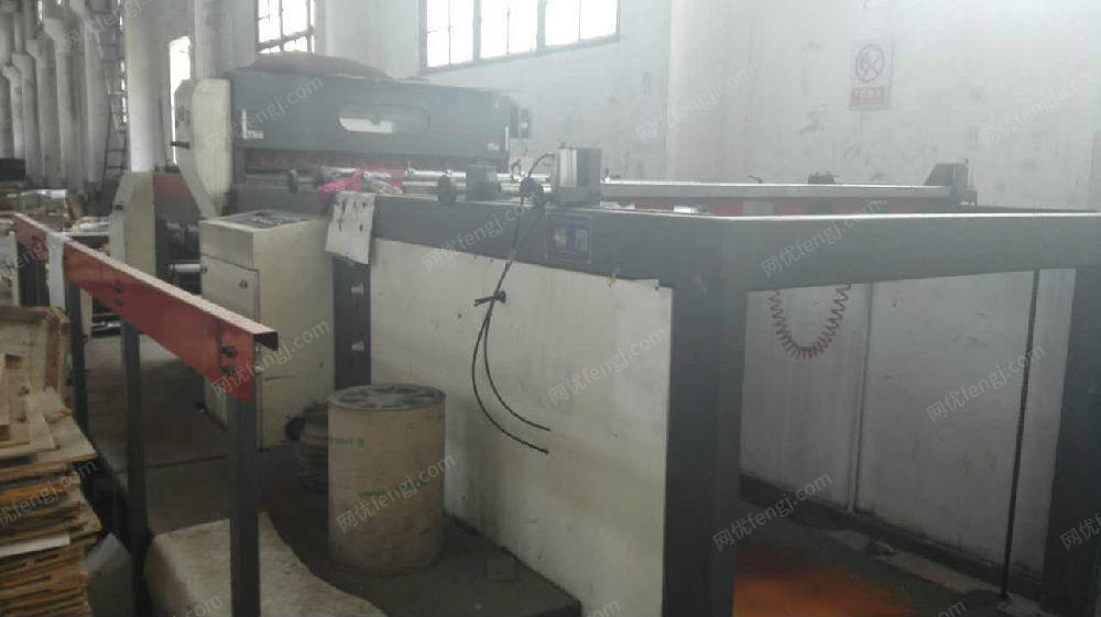 二手紙箱包裝設(shè)備回收