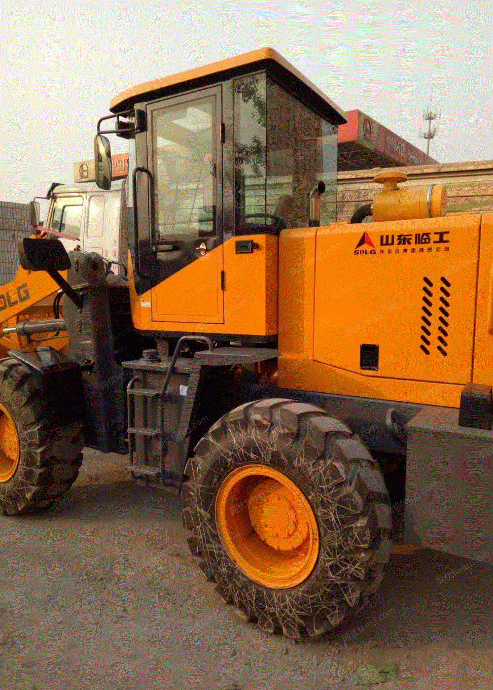 个人一手临工20装载机转让,手续齐全