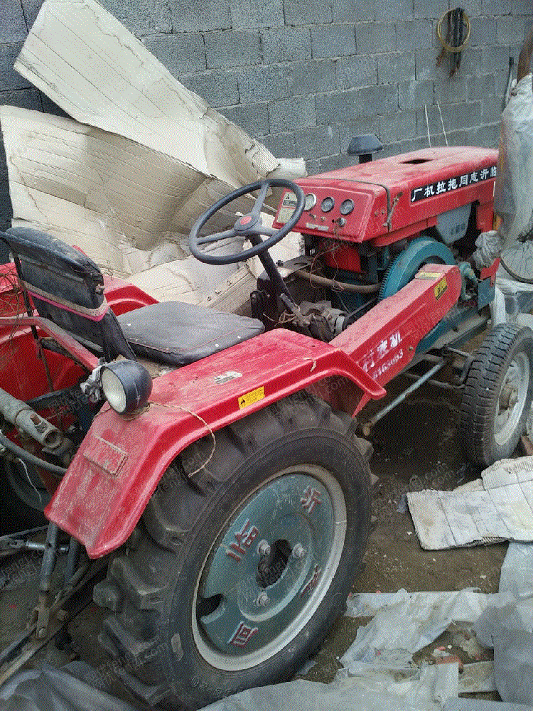 二手拖拉机出售