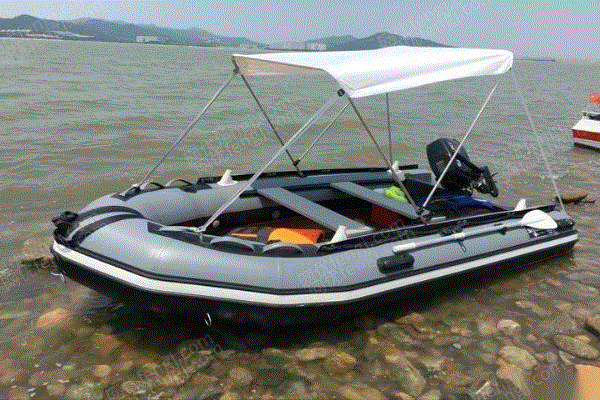 3米8冲锋舟快艇出售