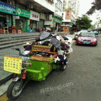 上门收购旧衣服旧皮鞋皮包，清理仓库收购库存尾货杂版衣服样