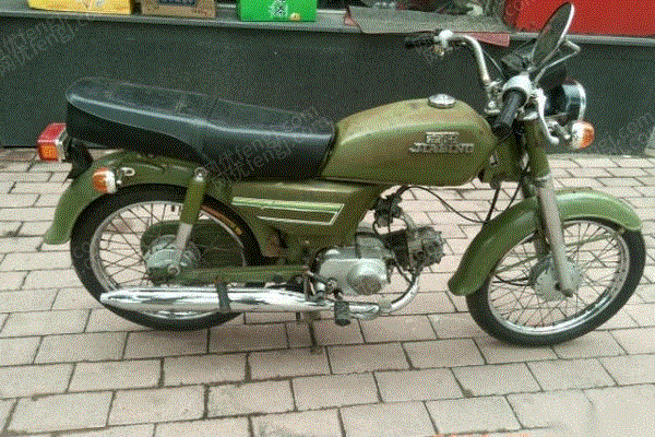 出售00年后一批军绿嘉陵70