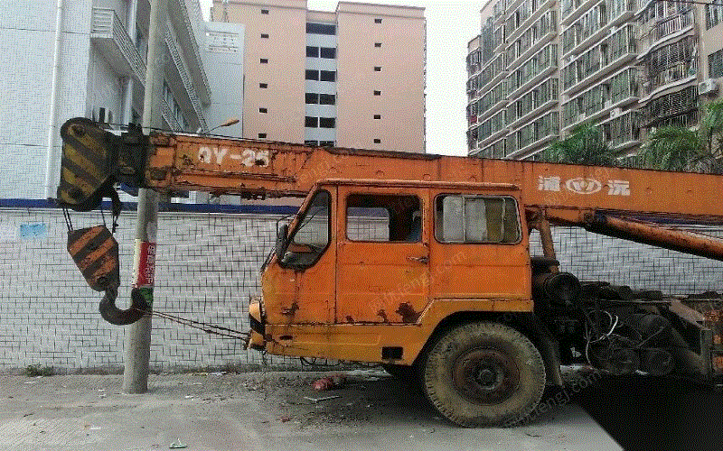 低价处理一台20吨浦沅吊车
