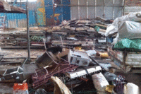 长期废品回收废铜铁铝不锈钢建筑塑料