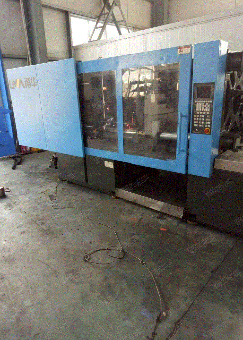 450吨甬华注塑机出售