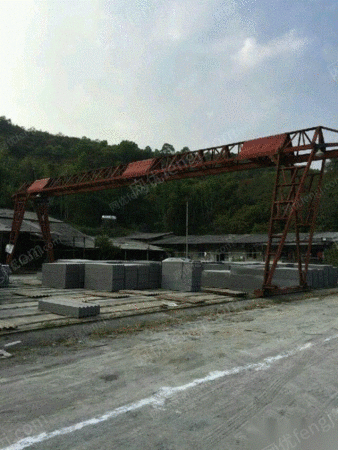 二手龙门吊出售