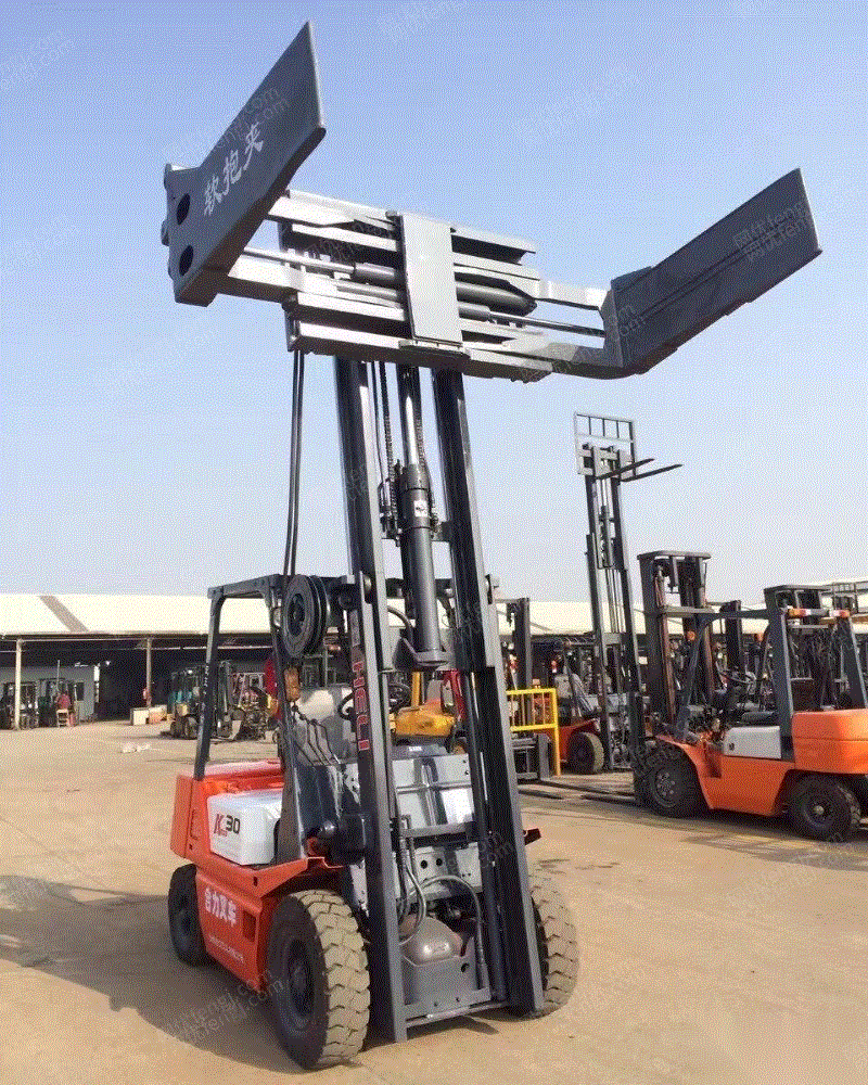 合力3吨软夹包叉车,四米二手平抱叉车出售