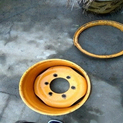 工程机械备件出售
