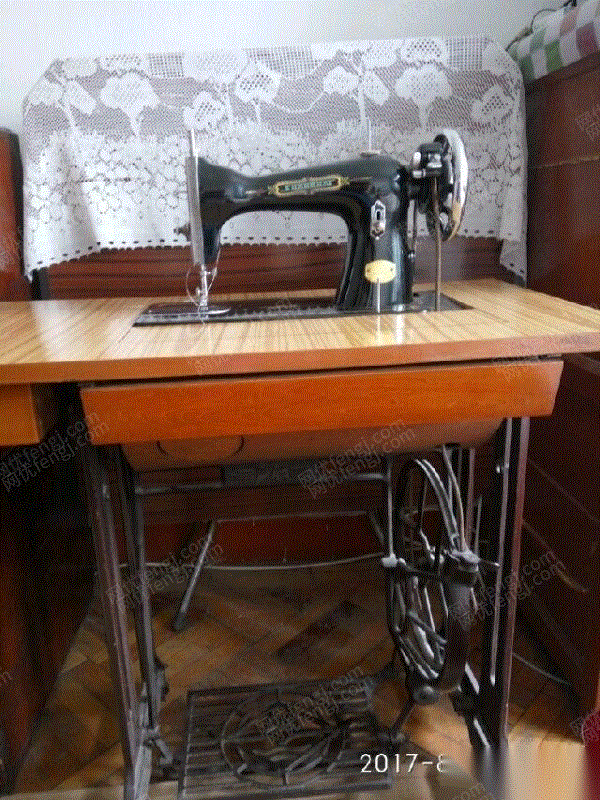 上海牌缝纫机九成新出售
