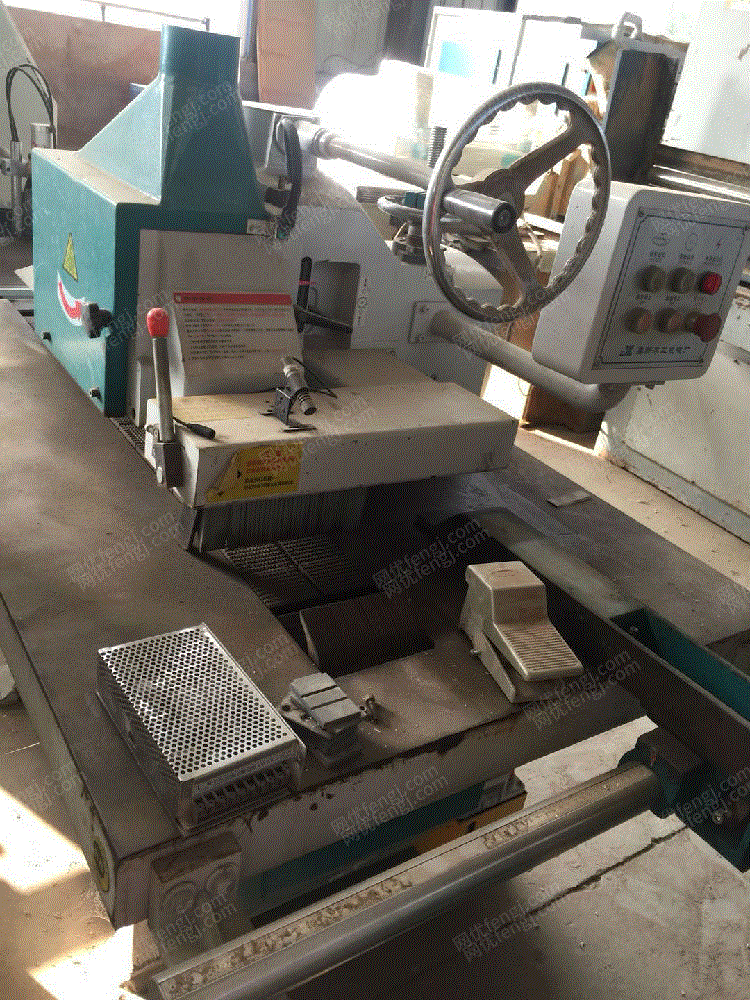 出售二手木工机械设备青城,强劲单片锯