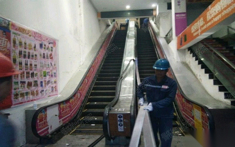 上海电梯回收,自动扶梯回收 其它电梯出售