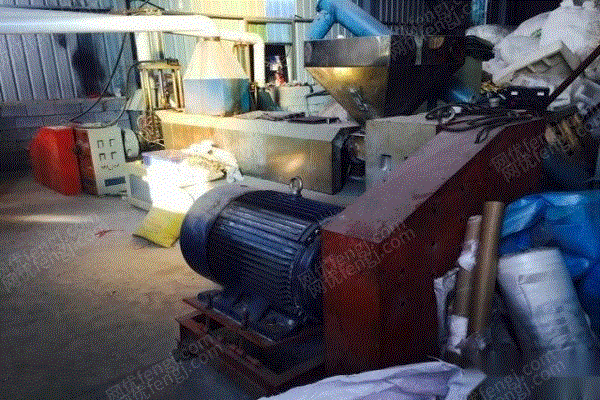二手造粒設(shè)備回收