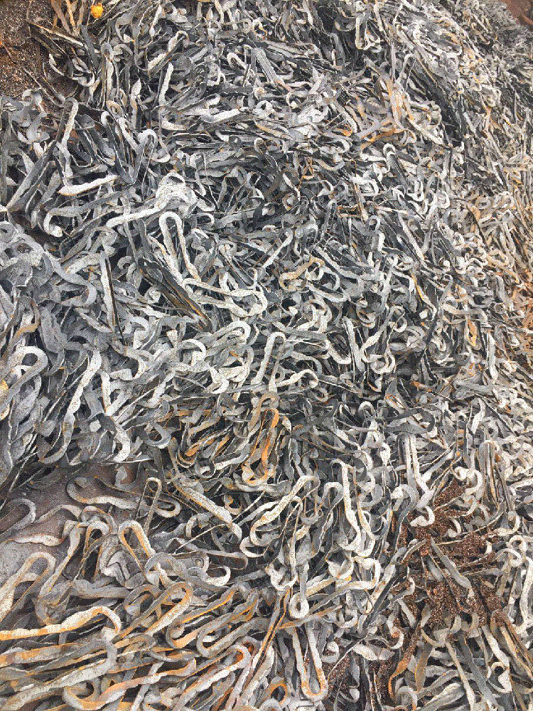 供应120吨湖南大量马蹄铁120吨每个月 湖南邵阳废钢利用材