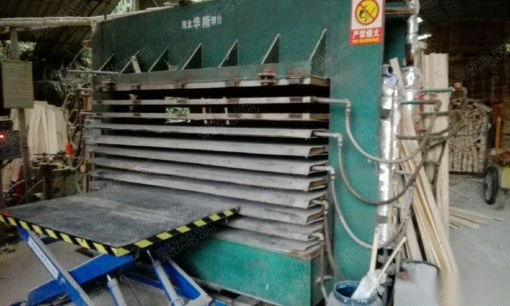 二手木工压机出售