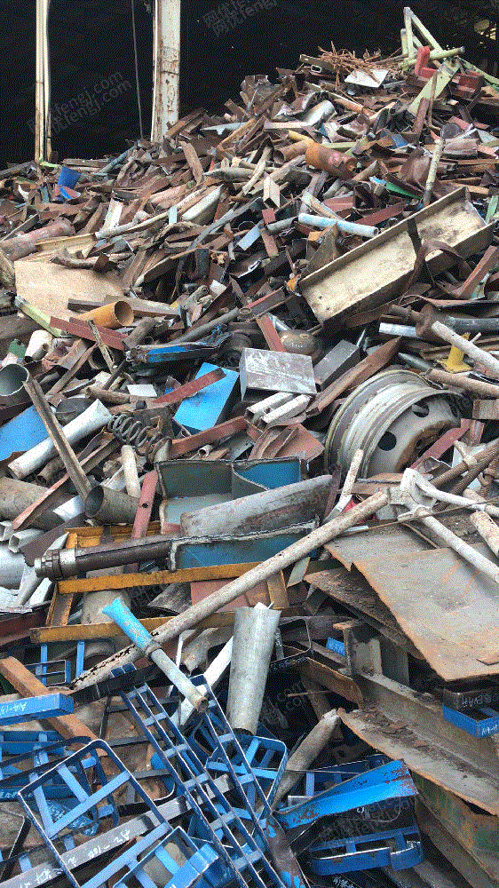 长期回收各种废钢铁