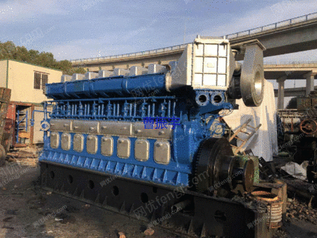 出售无锡g8300船用柴油机2400马力