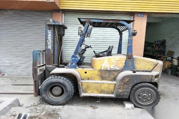 柳工5吨叉车出售