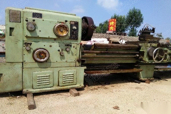 出售马鞍车床cw6263c/3m,cw6263b/2