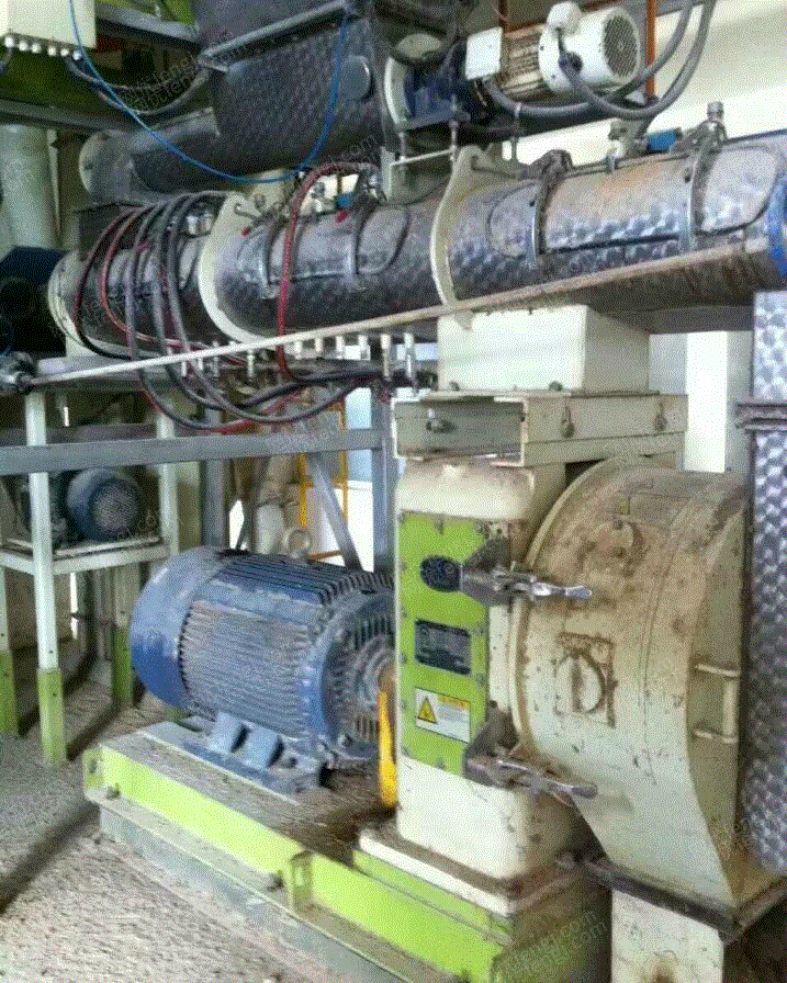 二手成型设备转让