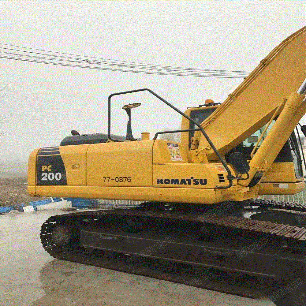 原装进口小松200-8n1挖机出售