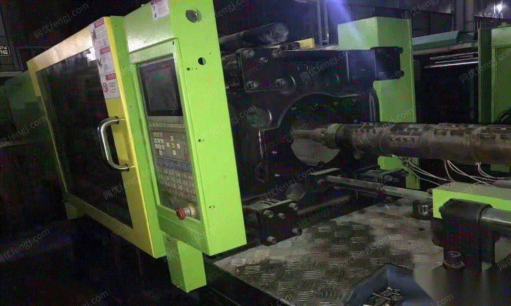 14年凯迪威160t注塑机出售