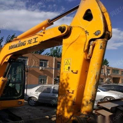 个人出售龙工65挖掘机-关先生