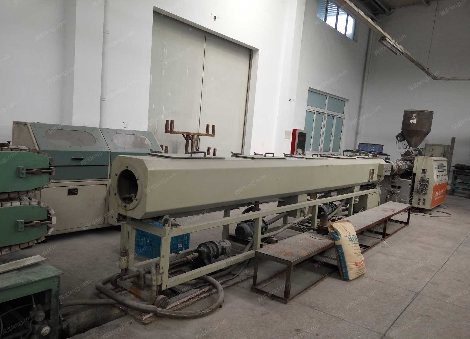 二手擠出片材機出售