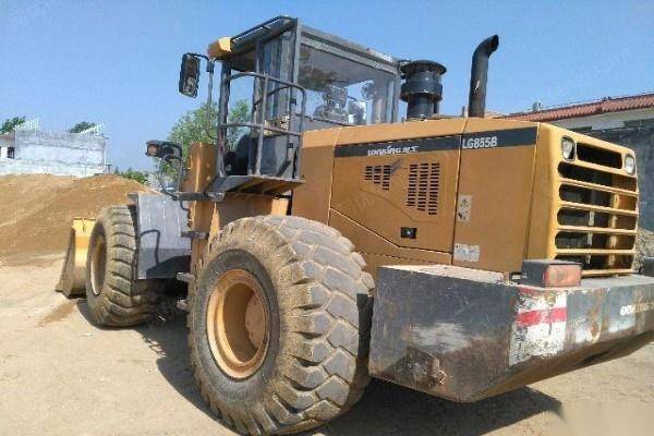 出售14年龙工855b装载机