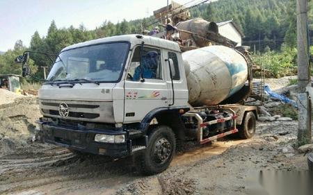 二手水泥罐车出售