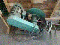 出售三相砂轮机，切割机:电焊机