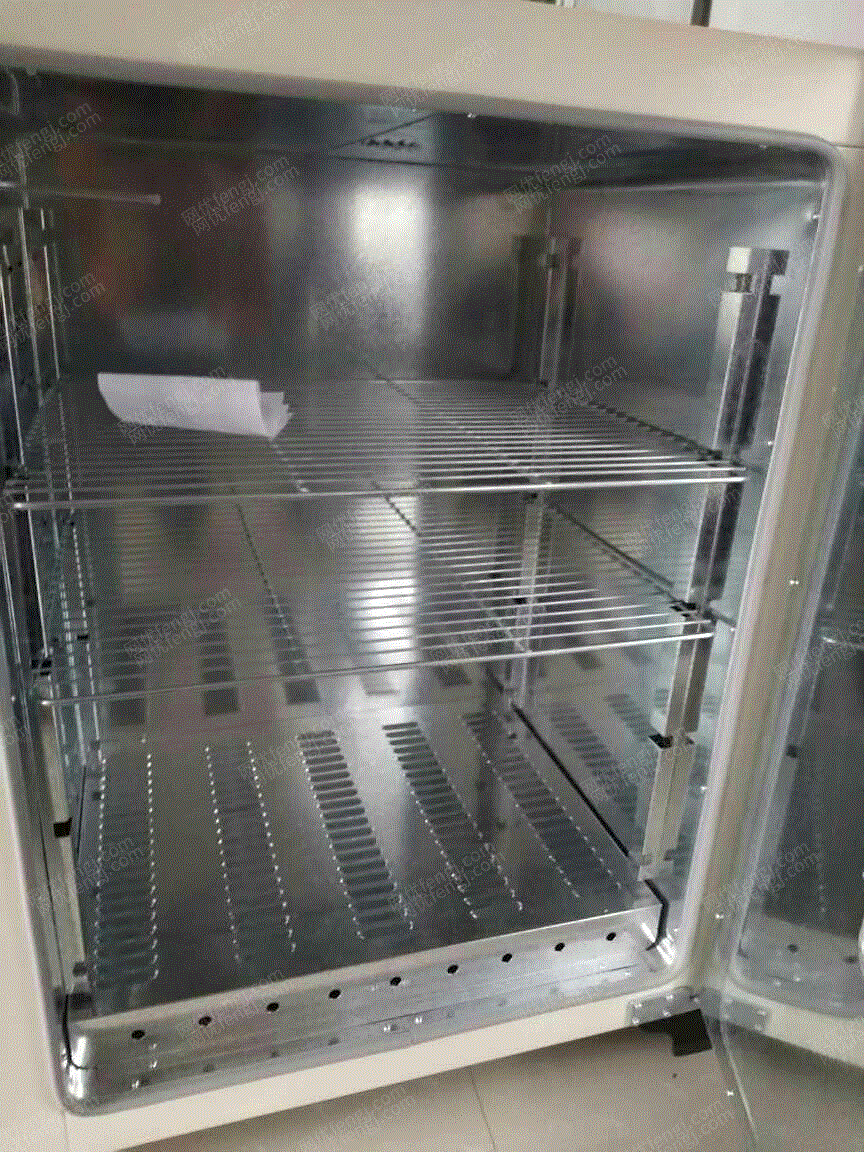 二手烘箱出售