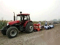2.5米澳亚旋耕机和一台新施肥机东方红1104出售