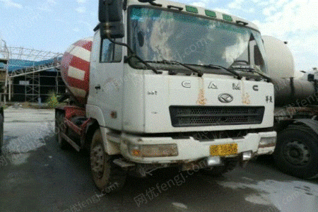 二手水泥罐车出售