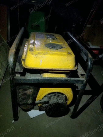 二手汽油发电机组出售