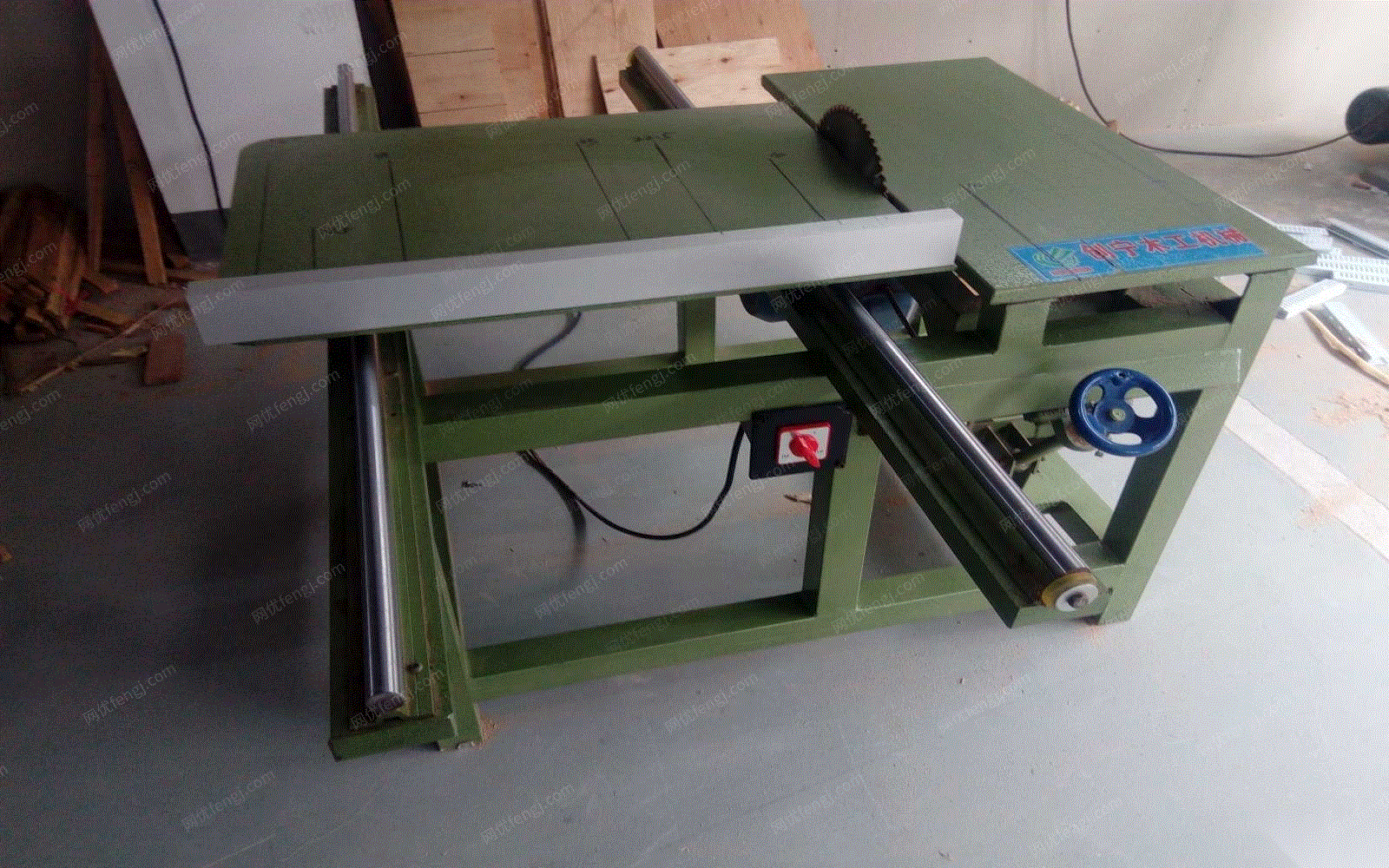 导轨式木工台锯三相3kw九成五新出售