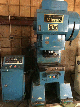 出售1台台湾振力三圆导柱高速冲床35吨