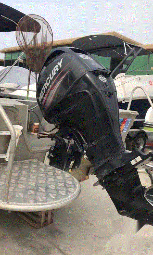 出售二手快艇机美国水星四冲程60匹,才用了两百多个小时