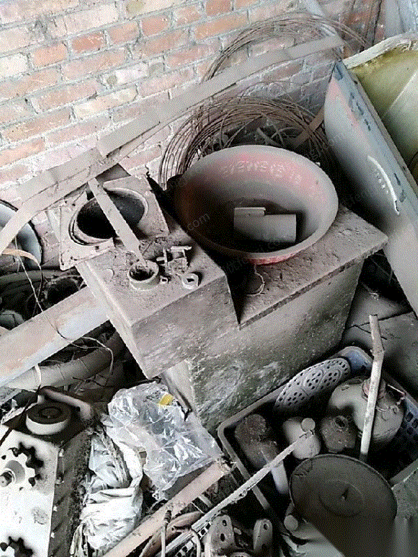 换下的老万锅炉出售