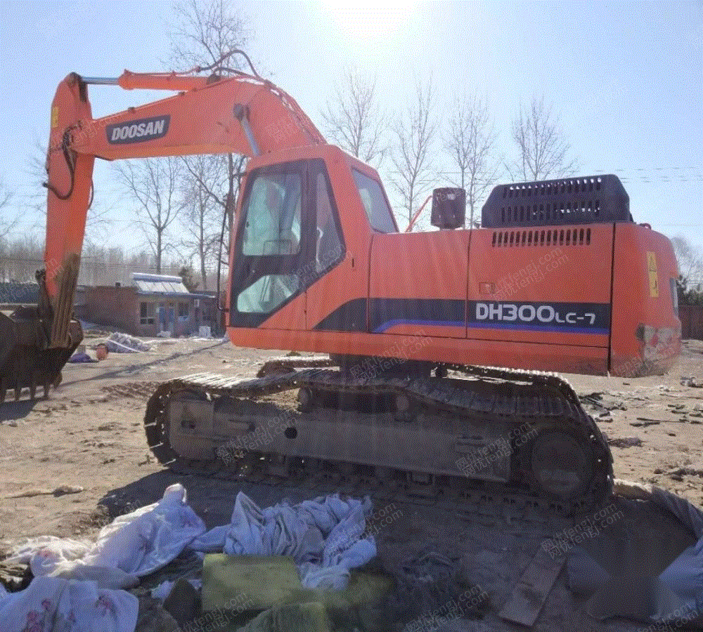 转让个人一手斗山300钩机一台