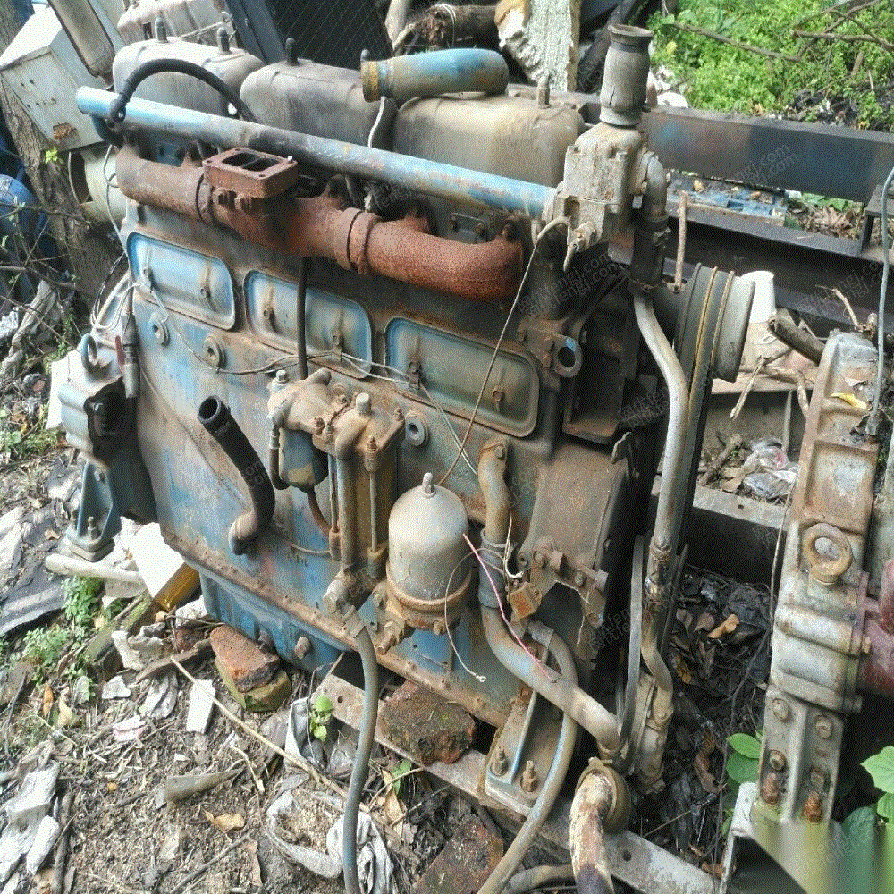 6135柴油机拆机件出售