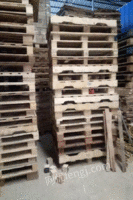 大量回收废旧实木托盘货板木托方木