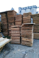 安徽安庆大量回收出售木托盘包装箱