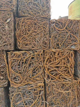 大量采购钢筋压块尺寸1600*700内 干净无杂质