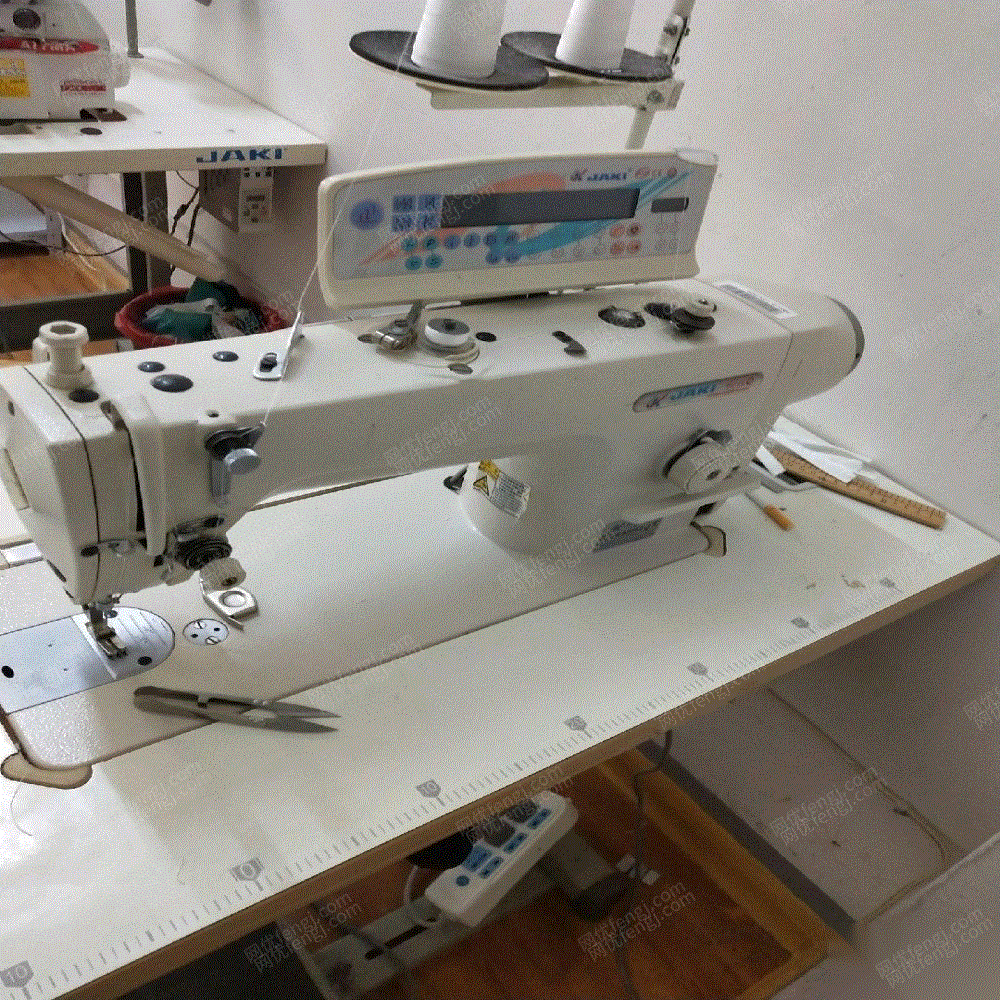 电脑缝纫机五线锁边机出售