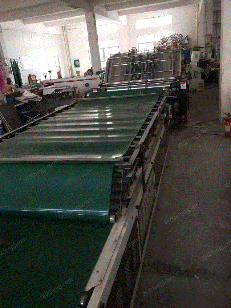 出售1300型半自动裱纸机一台.