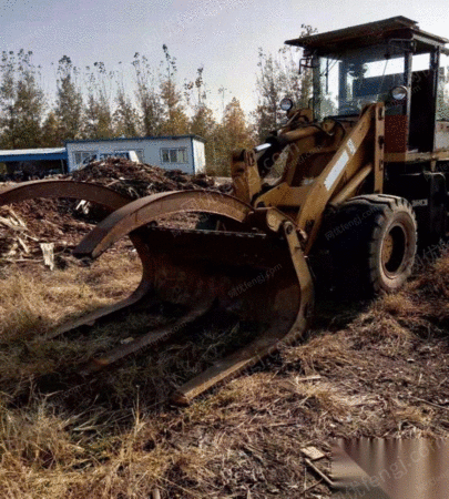 转让好用的抓草机 2.6万元