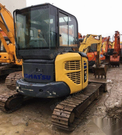 出售二手小松35挖掘机 12万元