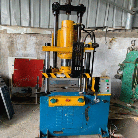 油压机低价转让(压力25吨) 12000元