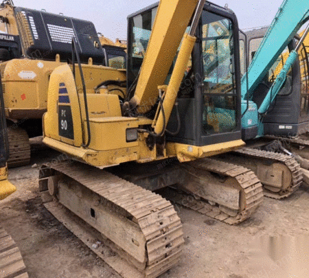 处置积压一台小松90挖掘机12万元